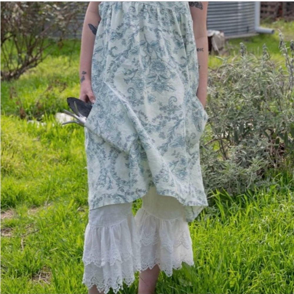 Linen  trousers by Heart’s Desire by Mary Grace - Picture 7 of 7